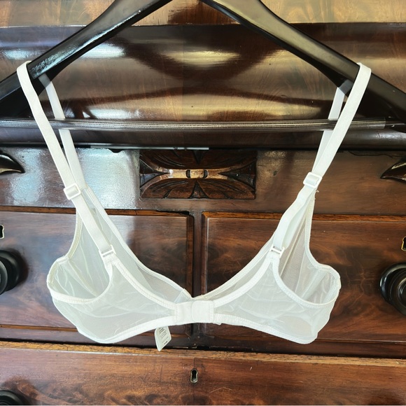 Skims ULTRA FINE MESH UNDERWIRE SCOOP BRA, 34B - Picture 2 of 6